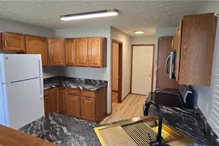 118 Gleneagle Dr, Elyria, OH 44035 - Photo 9