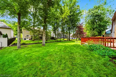 5513 Pheasants Walk Drive, North Olmsted, OH 44070 - Photo 5