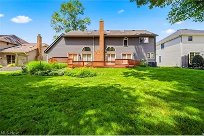 5513 Pheasants Walk Drive, North Olmsted, OH 44070 - Photo 7