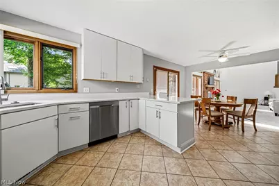5513 Pheasants Walk Drive, North Olmsted, OH 44070 - Photo 23
