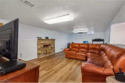 21299 S Woodland Road, Huber Heights, OH 44122 - Photo 33