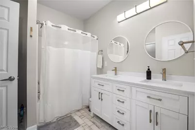 7305 Battery Park Boulevard, Loveland, OH 44102 - Photo 9