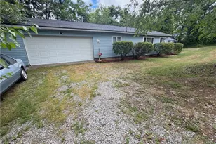 1129 Sunset Dr, East Liverpool, OH 43920 - Photo 3