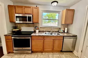 211 Morrison Ave, Cuyahoga Falls, OH 44221 - Photo 15