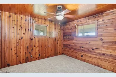 1036 W Lakeshore Drive, Kelleys Island, OH 43438 - Photo 25
