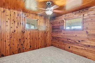 1036 W Lakeshore Dr, Kelleys Island, OH 43438 - Photo 25