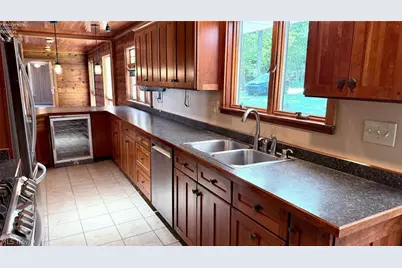 1036 W Lakeshore Drive, Kelleys Island, OH 43438 - Photo 5