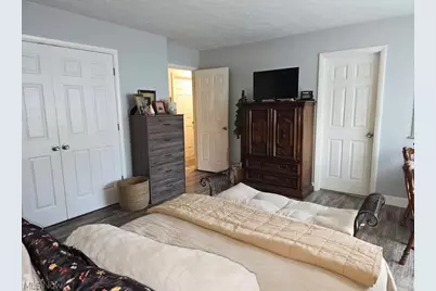 14010 Bennington Boulevard, Middleburg Heights, OH 44130 - Photo 43