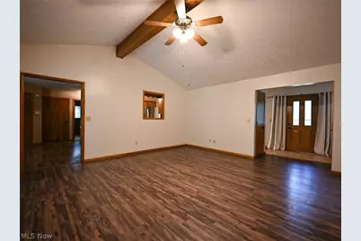 1060 Broadway Avenue SE, Warren, OH 44484 - Photo 7