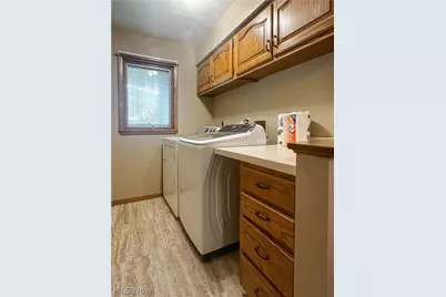 1060 Broadway Avenue SE, Warren, OH 44484 - Photo 21