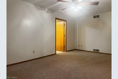 1060 Broadway Avenue SE, Warren, OH 44484 - Photo 25