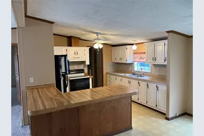 212 Liberty Street, Spencer, OH 44275 - Photo 5