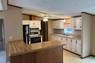 212 Liberty St, Spencer, OH 44275 - Photo 5
