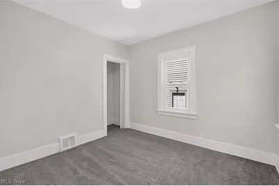 19508 Kildeer Avenue, Loveland, OH 44119 - Photo 9