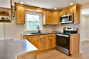 1070 Calla Road E, Poland, OH 44514 - Photo 9