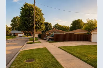 6444 Schaaf Drive, Brook Park, OH 44142 - Photo 23