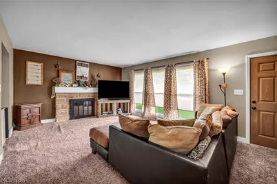 12880 Sunset Circle NW, Uniontown, OH 44685 - Photo 9