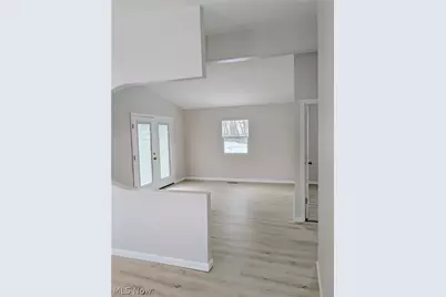 1636 Seth Robert, Akron, OH 44306 - Photo 9
