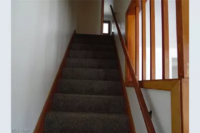 210 Clara Court, Louisville, OH 44641 - Photo 9