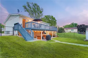 1222 Valley Dr, North Canton, OH 44720 - Photo 33