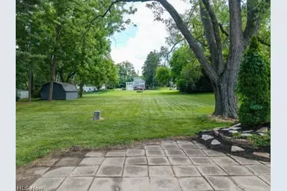 2805 Glencoe, Akron, OH 44319 - Photo 29