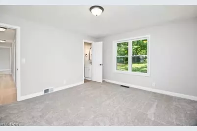 2805 Glencoe, Akron, OH 44319 - Photo 15