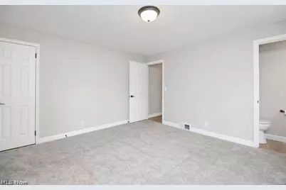 2805 Glencoe, Akron, OH 44319 - Photo 11