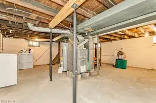 979 Mohegan Trl, Willoughby, OH 44094 - Photo 31
