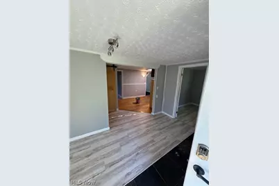12484 Jackson Drive, Burton, OH 44021 - Photo 5