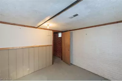 1730 W 20th Street, Lorain, OH 44052 - Photo 29