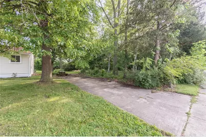 1730 W 20th Street, Lorain, OH 44052 - Photo 41