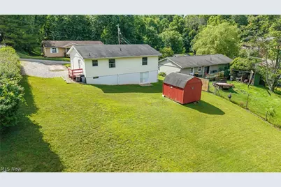 2481 Meadowview Drive, Parkersburg, WV 26104 - Photo 3
