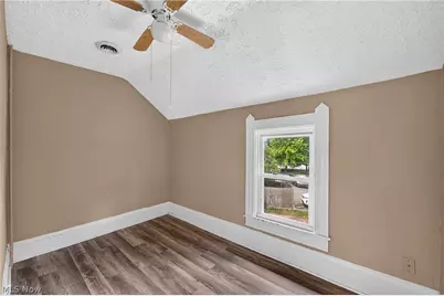2026 W 44th Street, Loveland, OH 44113 - Photo 3