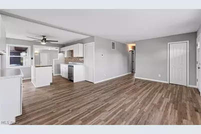 4410 Andover Avenue, Lorain, OH 44055 - Photo 9