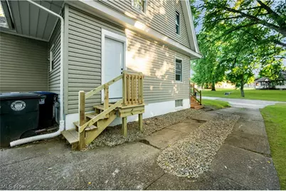 375 S Firestone Boulevard, Akron, OH 44301 - Photo 29
