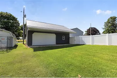 21861 Valley View Drive, West Lafayette, OH 43845 - Photo 49