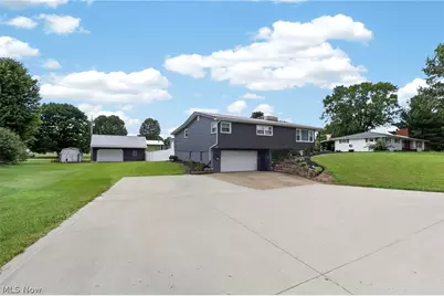 21861 Valley View Drive, West Lafayette, OH 43845 - Photo 3