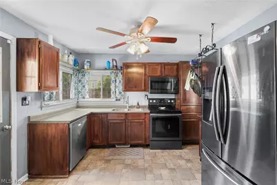 1513 10th Street, Cuyahoga Falls, OH 44221 - Photo 5