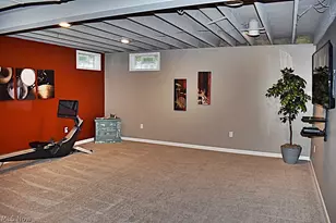 5670 W Long Ridge Dr, Green Hills, OH 44131 - Photo 37