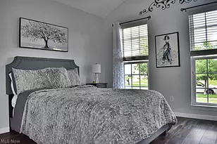 5670 W Long Ridge Dr, Green Hills, OH 44131 - Photo 21