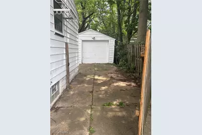 1101 Dietz Avenue, Akron, OH 44301 - Photo 3