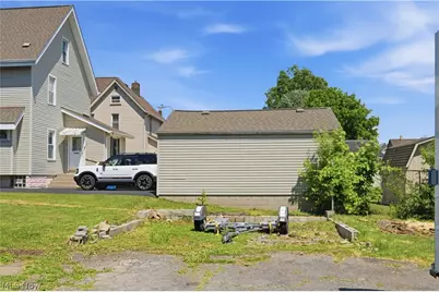 201 E Wilson Avenue, Girard, OH 44420 - Photo 31