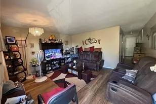 362 Brace Ave, Elyria, OH 44035 - Photo 3