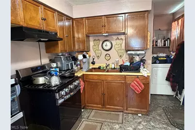 362 Brace Avenue, Elyria, OH 44035 - Photo 7