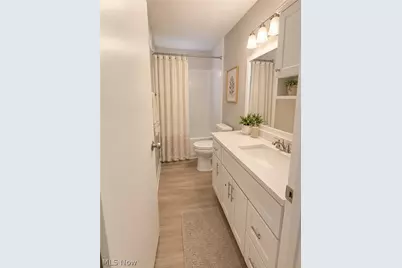 362 Brace Avenue, Elyria, OH 44035 - Photo 15