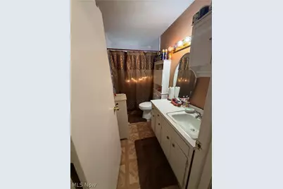 362 Brace Avenue, Elyria, OH 44035 - Photo 9
