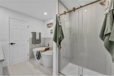 16801 Raymond, Maple Heights, OH 44137 - Photo 35
