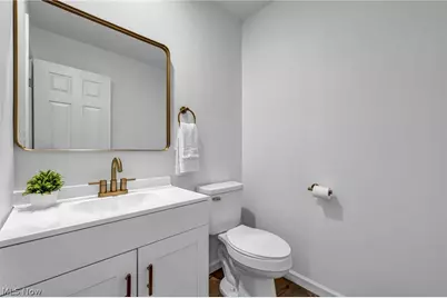 16801 Raymond, Maple Heights, OH 44137 - Photo 5