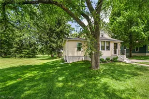 140 5th Ave, Chardon, OH 44024 - Photo 3