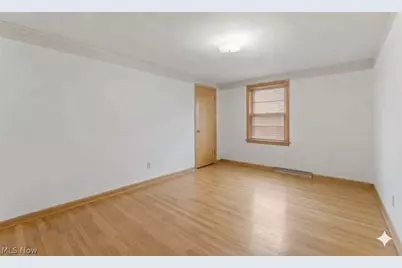 680 Forest Ridge Drive, Youngstown, OH 44512 - Photo 33